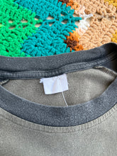 Load image into Gallery viewer, Vintage Foo Fighters 2002 One By One European Tour T-Shirt