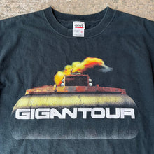 Load image into Gallery viewer, Vintage Y2K Gigantour 2005 Tour Megadeth T-Shirt