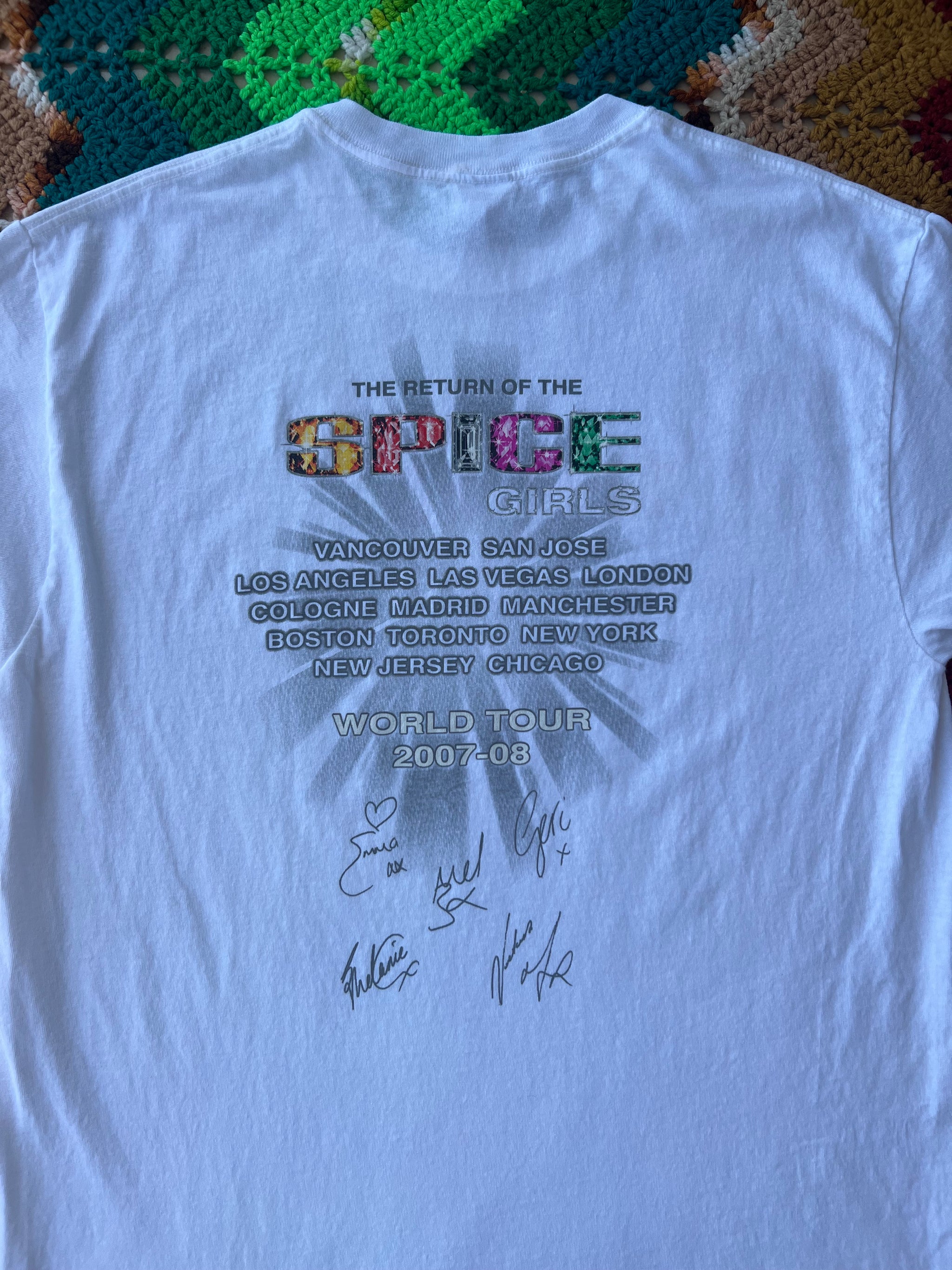 スパイス・ガールズ 2007ツアーTシャツ Vintage Y2K Spice Girls 2007 World Tour T-Shirt – Red Hot Vintage