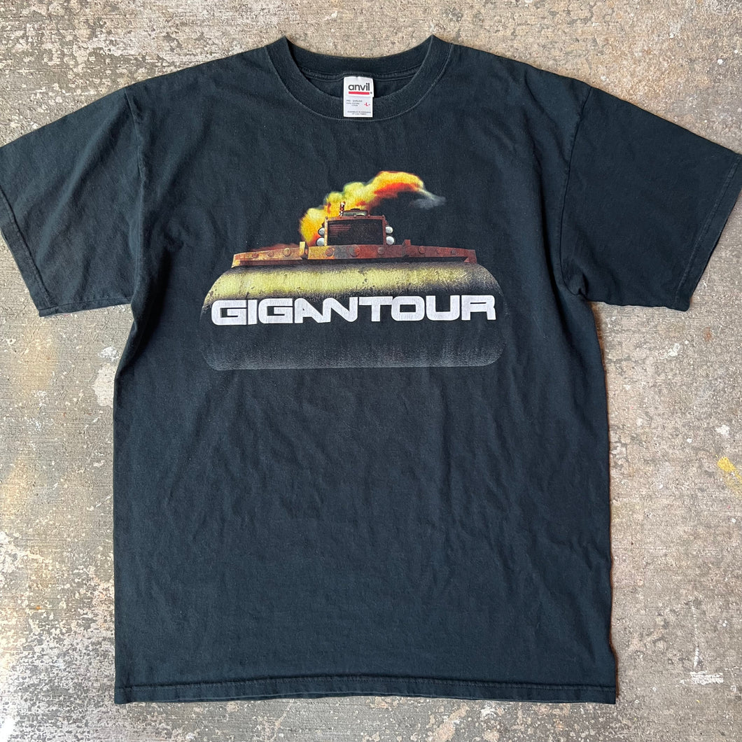 Vintage Y2K Gigantour 2005 Tour Megadeth T-Shirt